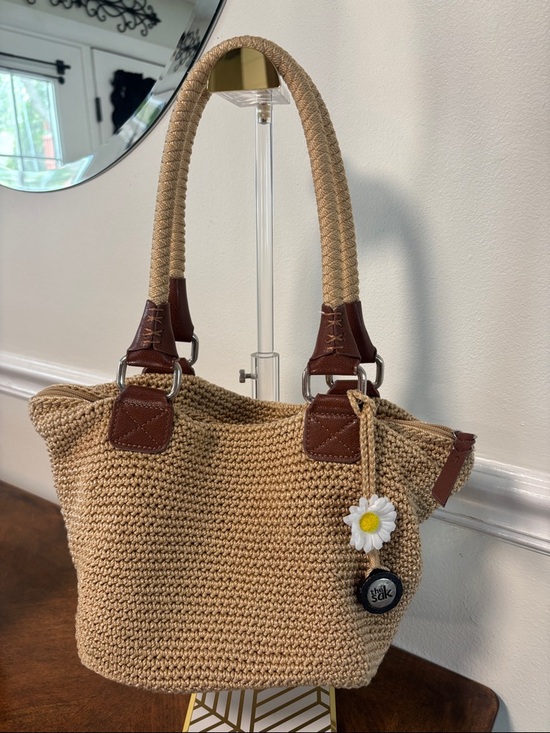 The Sak Handbags - The Sak Tan Crochet Tote with Brown Leather Trim and Daisy Charm